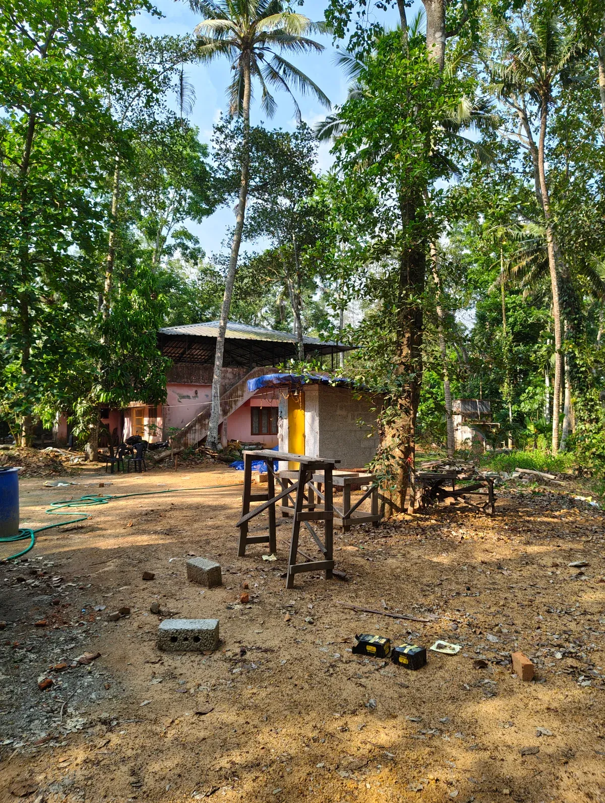 ക്ഷേത്ര നിർമ്മാണ ദൃശ്യം — ഏപ്രിൽ 2026